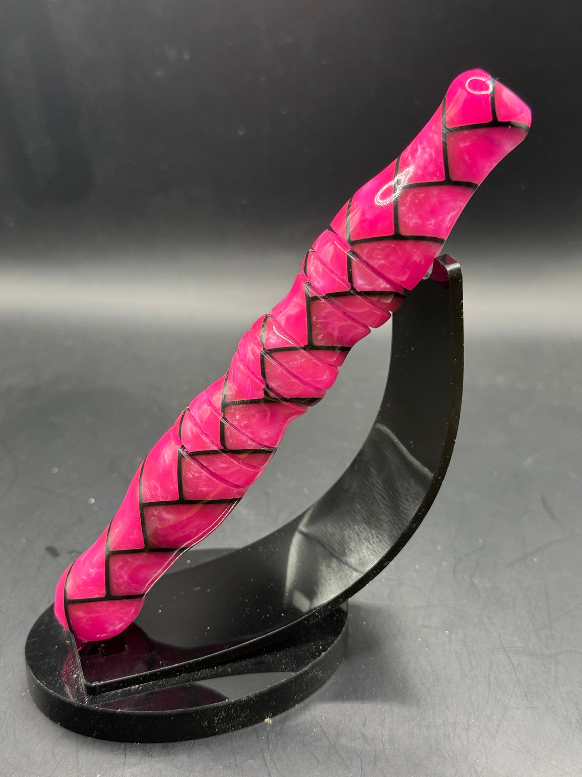 Pink and black herring bone DP pen