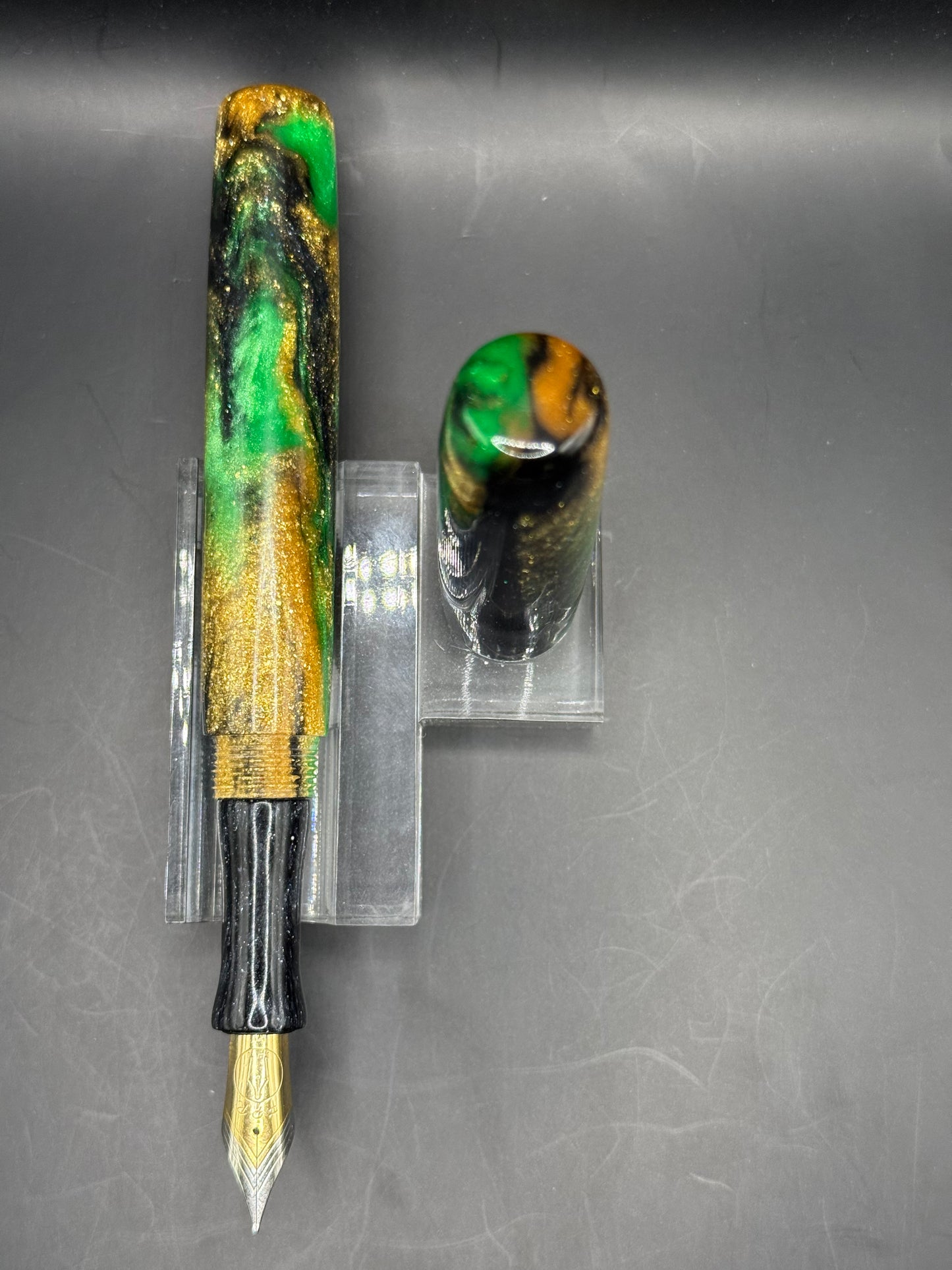 Weekend at Paddy’s kitless fountain pen