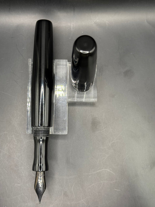 The Stealth Fountain Pen