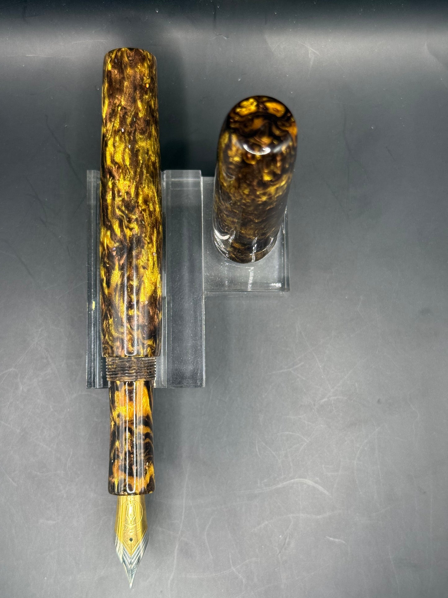 Chocolate Gold fountain pen